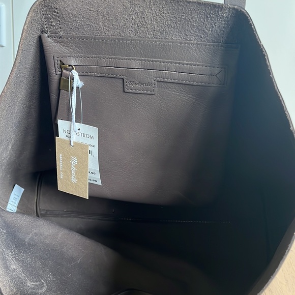 Madewell Leather Tote- Castle Rock. - Picture 3 of 5